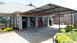 Furnished 3bdrm Bungalow in Jb, Pipeline JB Area for sale