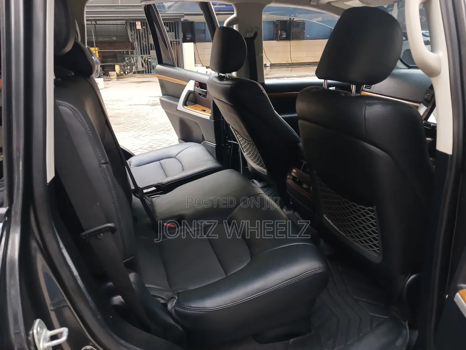 Toyota Land Cruiser 4.5 V8 DSL 2014 Gray