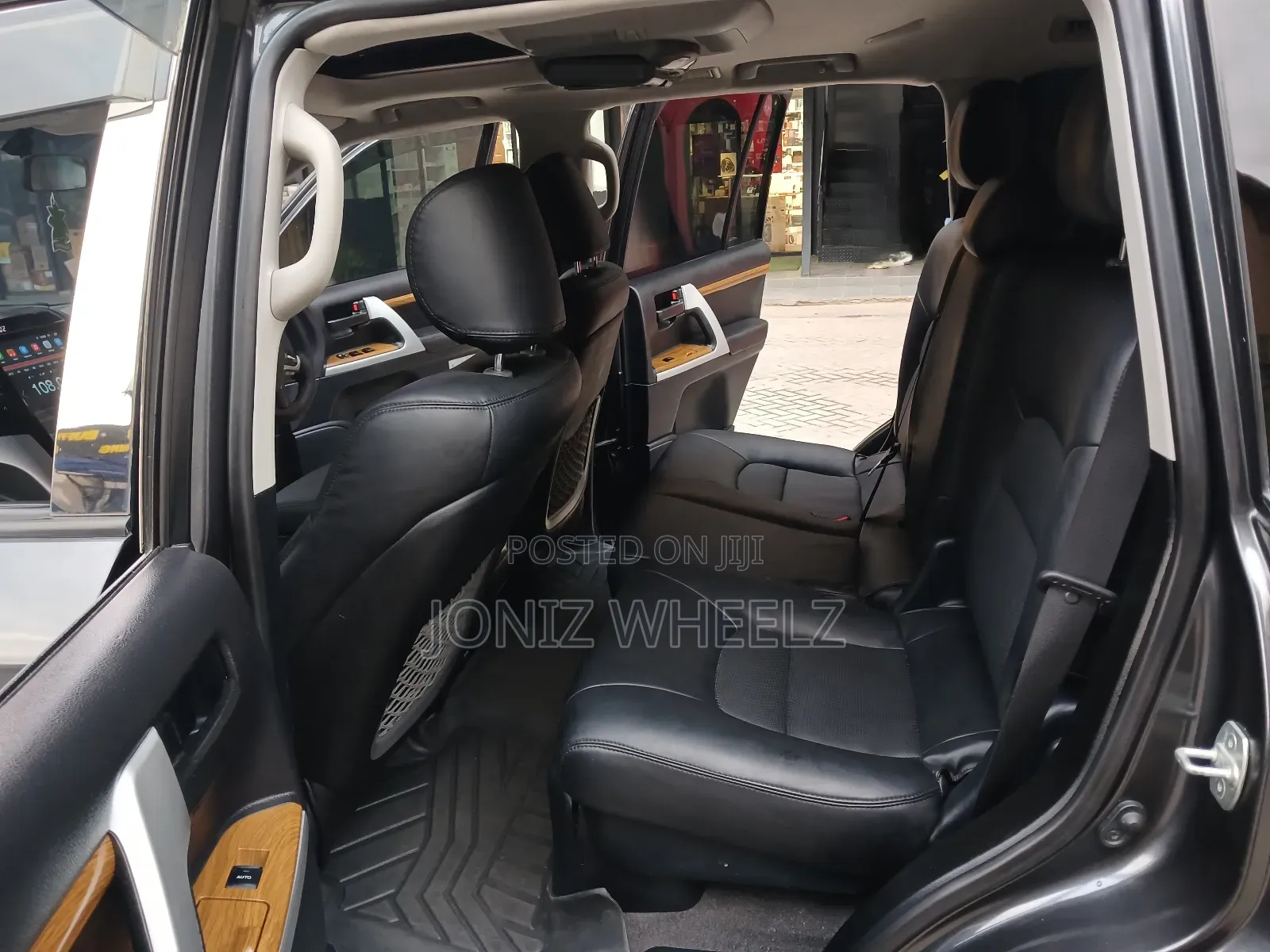 Toyota Land Cruiser 4.5 V8 DSL 2014 Gray