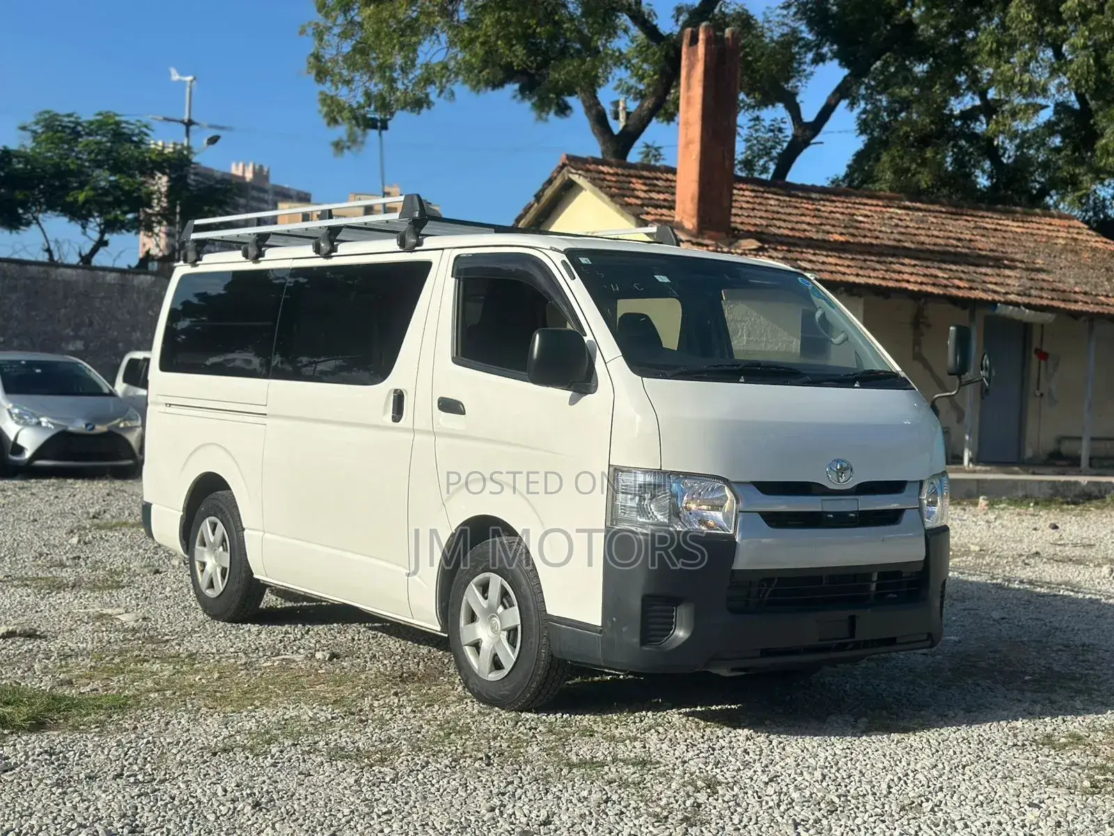 Toyota HiAce 2019 White