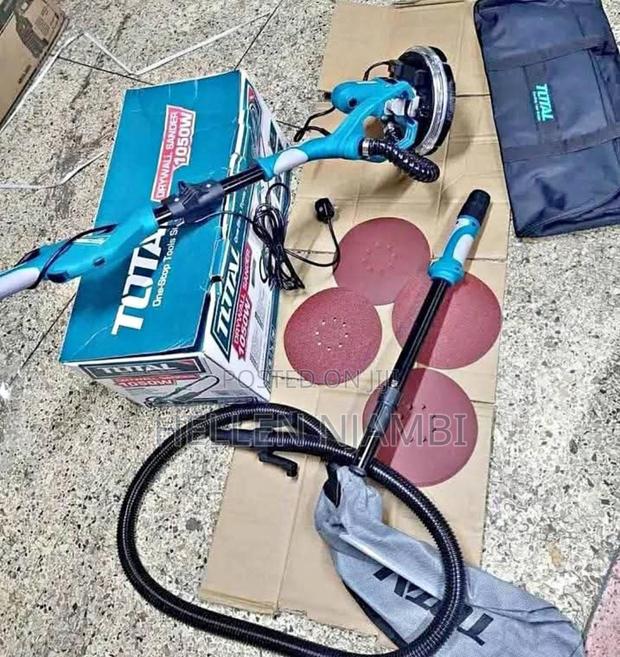 Total 1050w Drywall Sander - main view