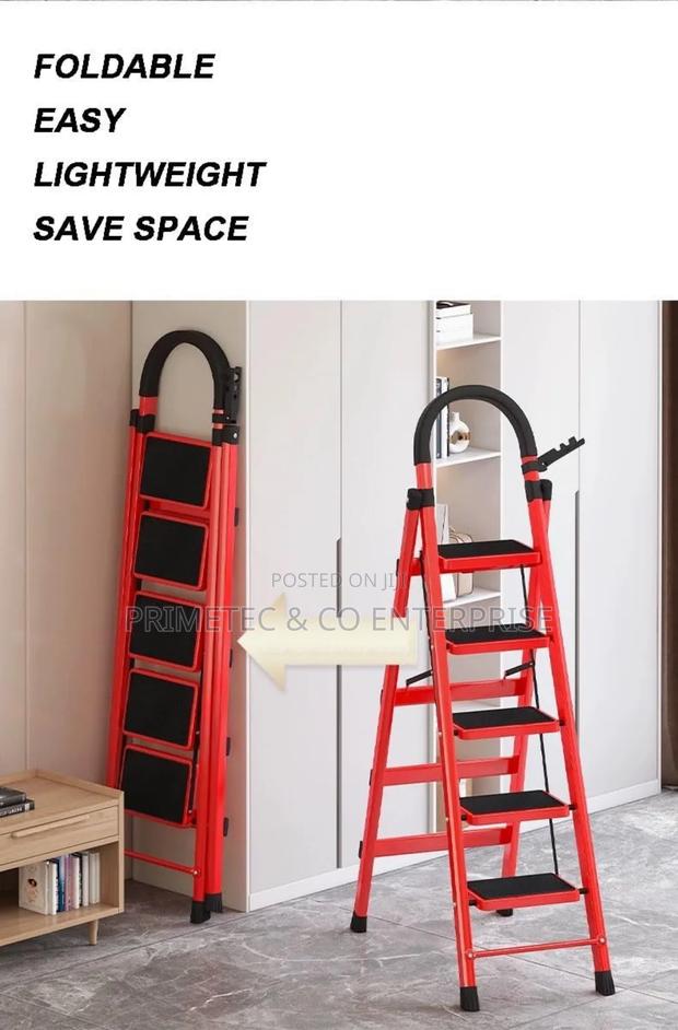 Five Steps Metallic Ladder - main view