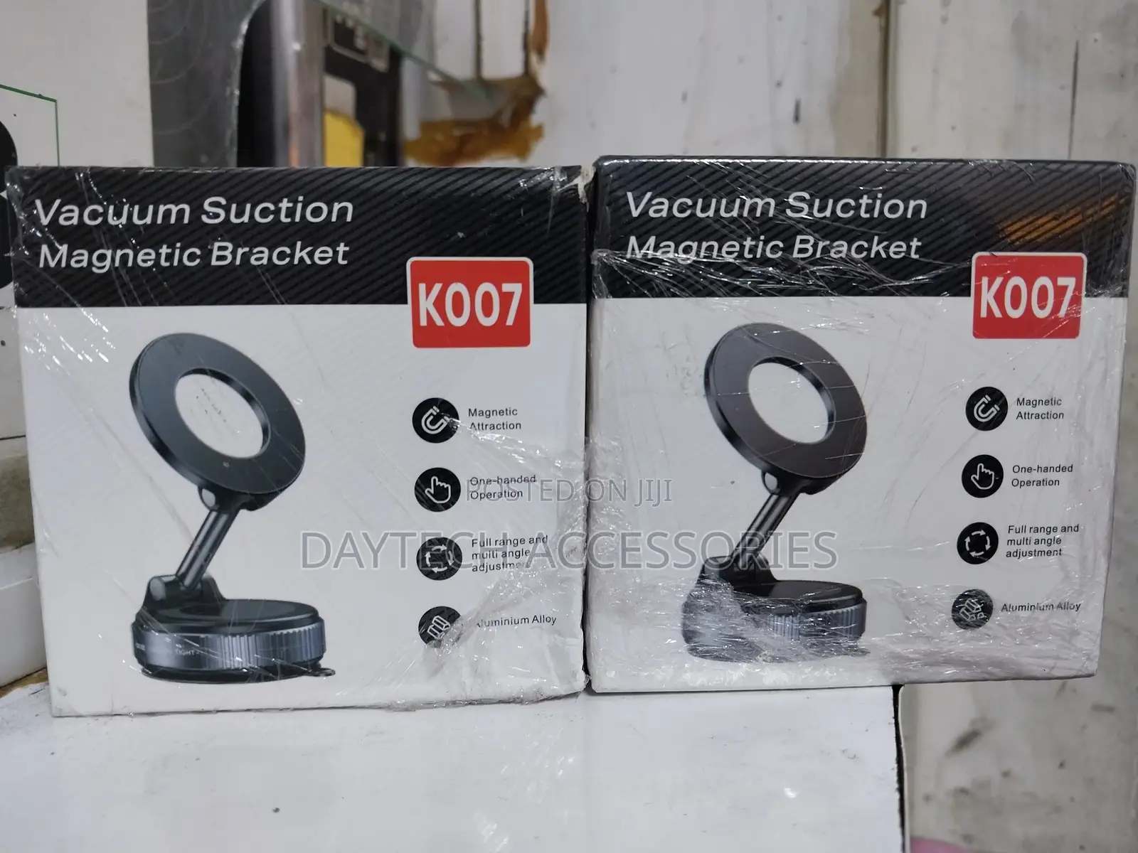 Magnetic Vacuum Car Phone Holder Suction Cup