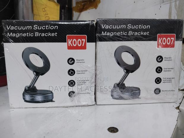 Car Suction Cupbase Magnetic Mount Phone Holder - Black - main view