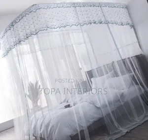 White Mosquito Nets With Two Strong Stands for Mosquito Protection