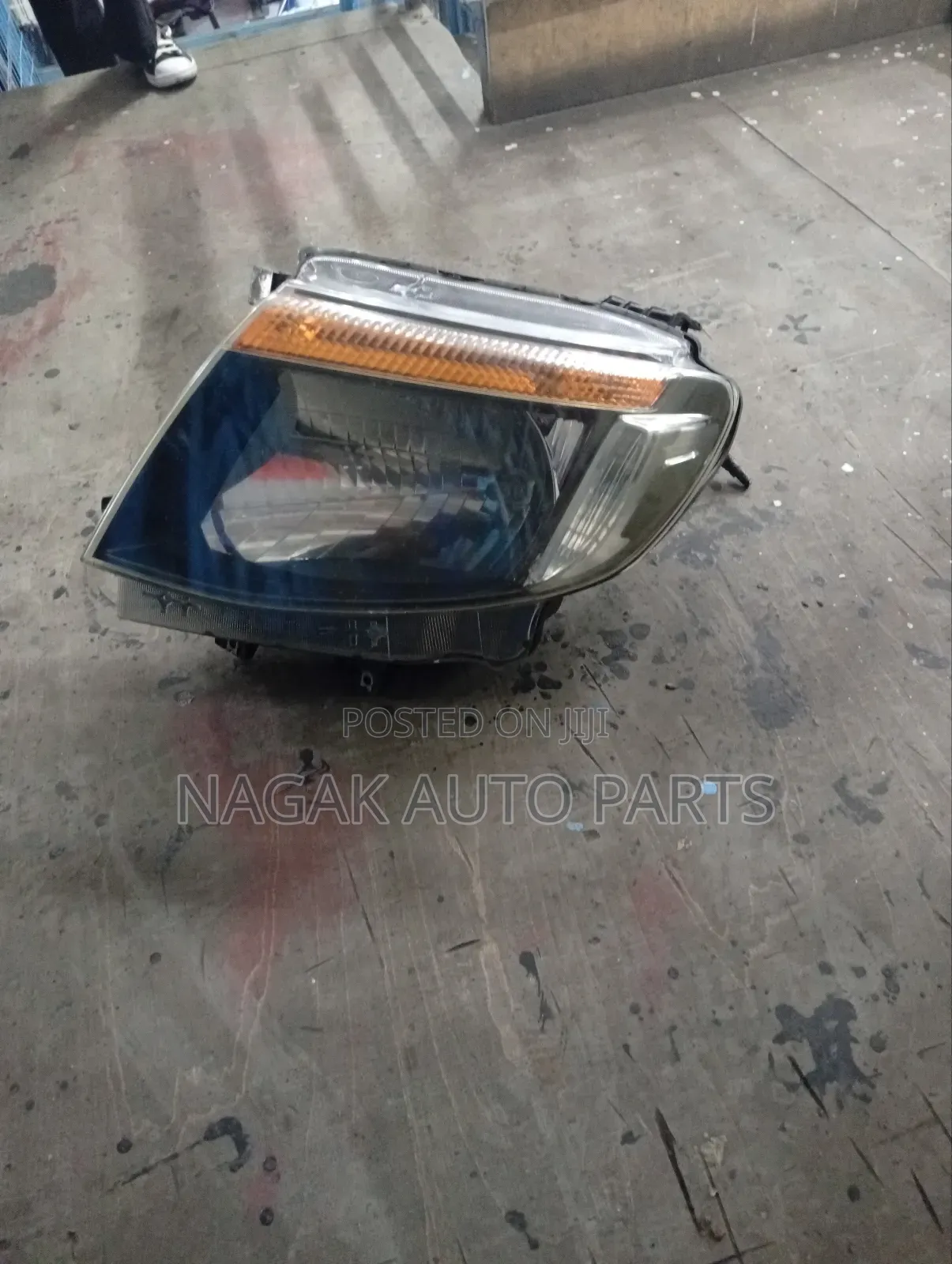 Ford Ranger Blash Shade Headlight