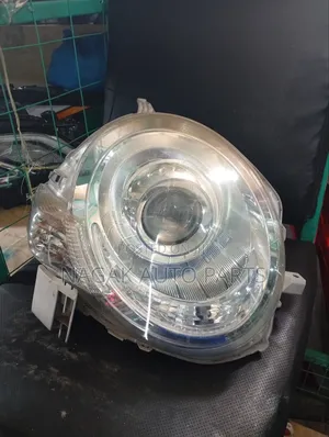 Sienta 2012 Focus Headlight