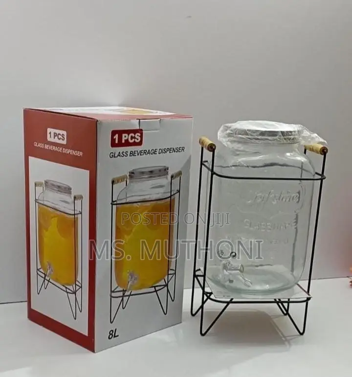 8 L Glass Juice Dispenser With a Tap