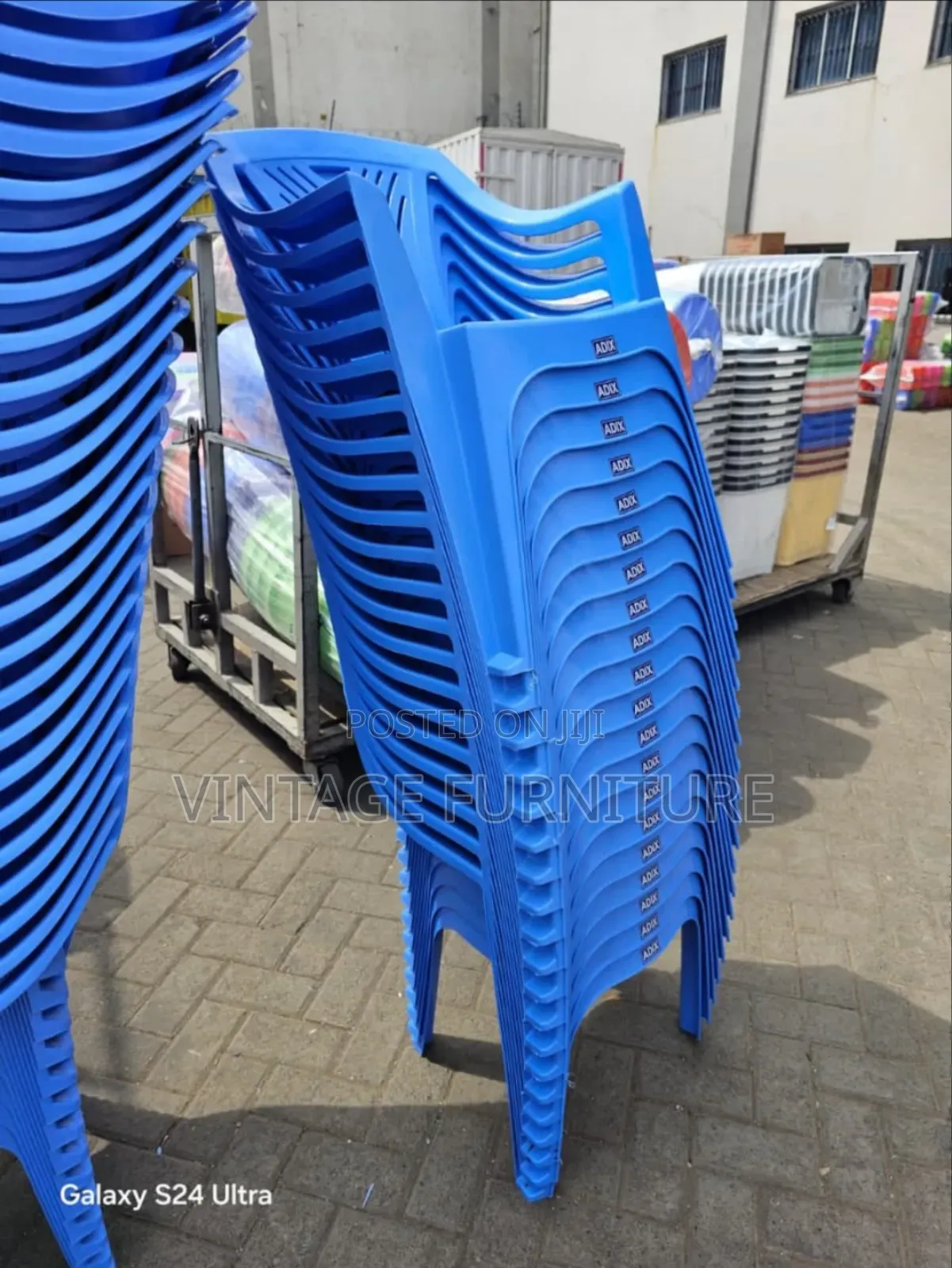 High Quality Plastic Chairs