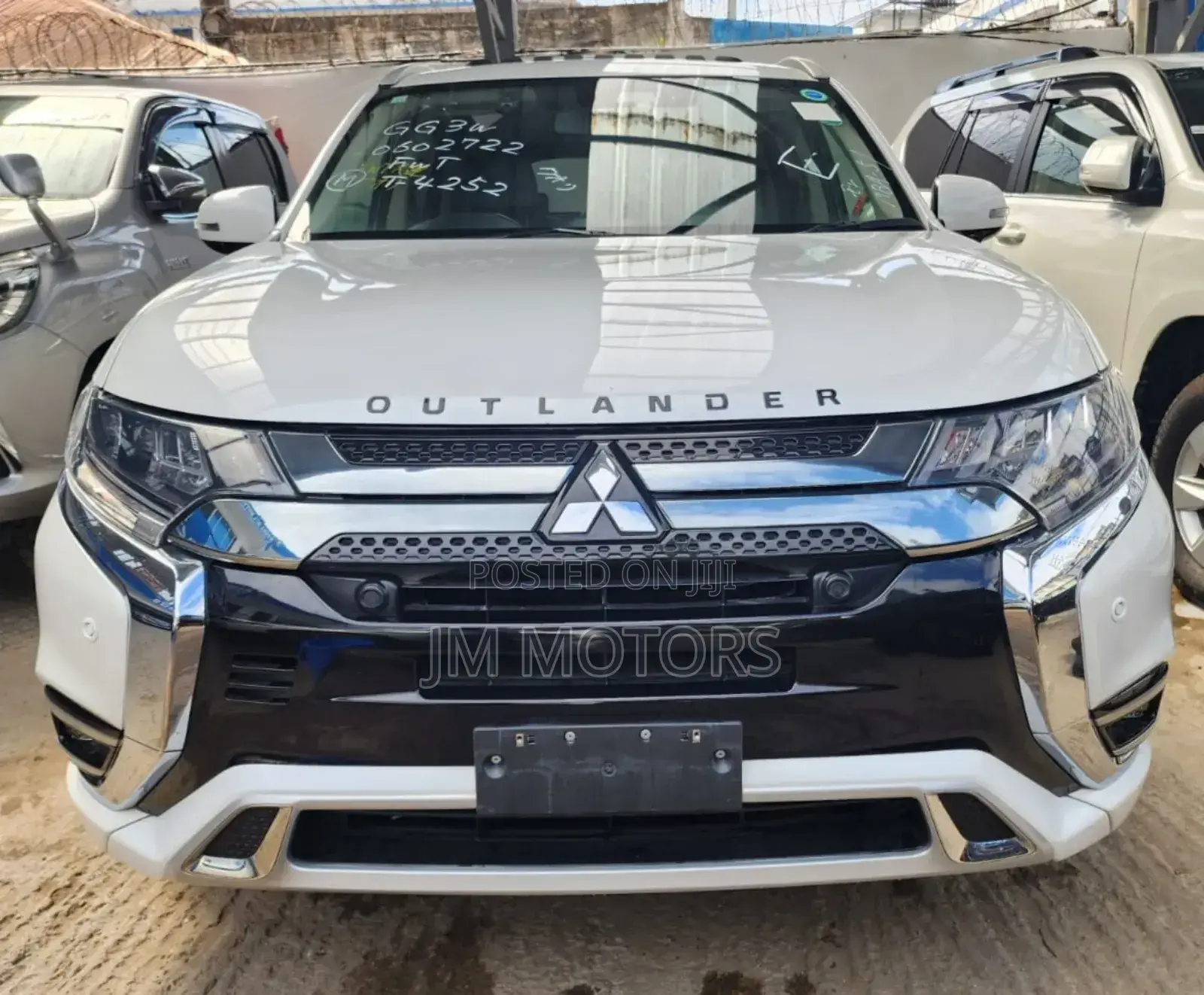 Mitsubishi Outlander 2019 Pearl