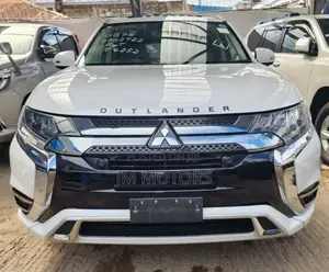 Mitsubishi Outlander 2019 Pearl