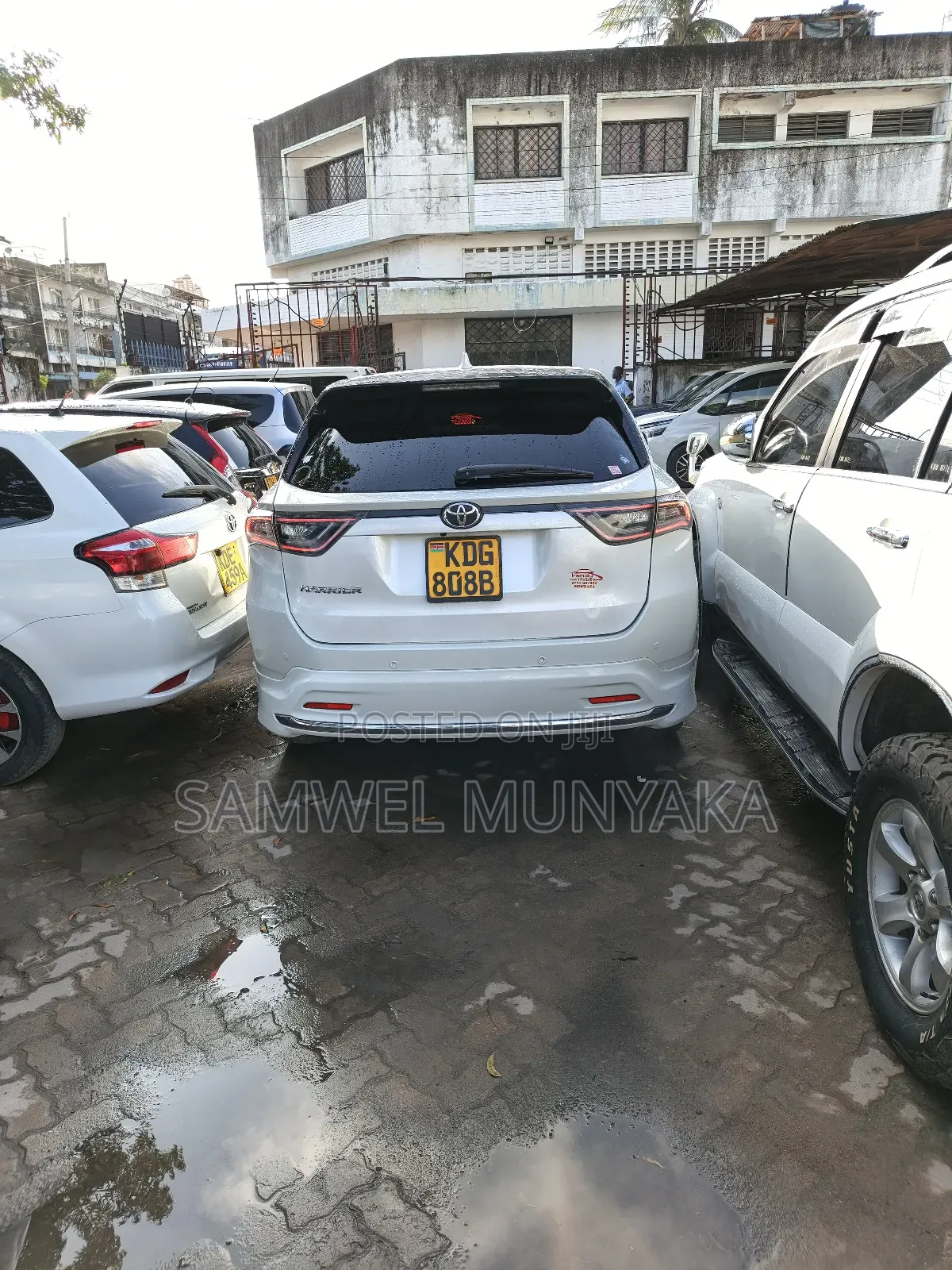 Toyota Harrier 2.0 2016 Pearl