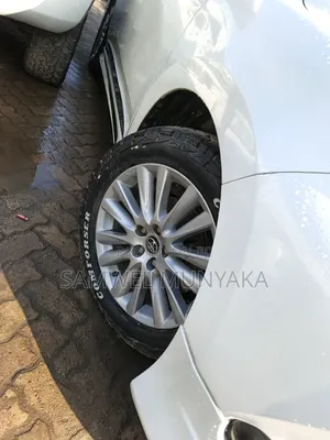 Toyota Harrier 2.0 2016 Pearl