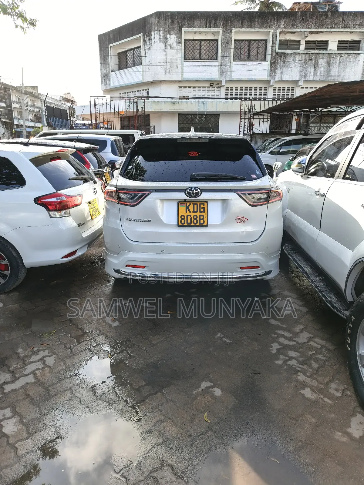 Toyota Harrier 2.0 2016 Pearl
