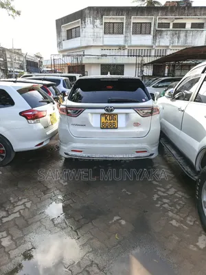 Toyota Harrier 2.0 2016 Pearl
