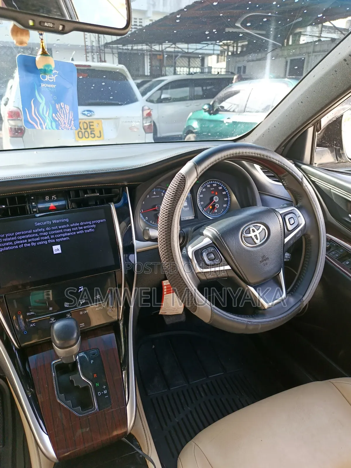 Toyota Harrier 2.0 2016 Pearl