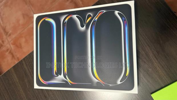 New Apple iPad Pro 13 (2024) 2 TB Black - thumbnail 2