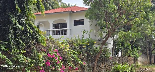 3bdrm Maisonette in Zebra, Mtwapa for sale