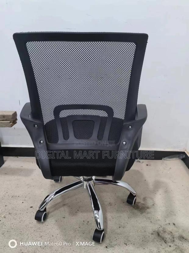 Office Chair: Removable Din Office Chair - thumbnail 3