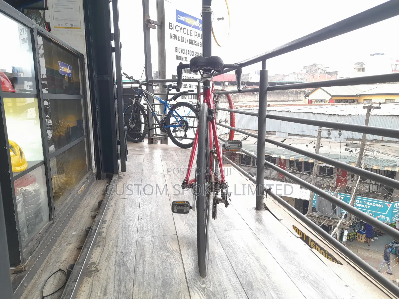 Ex Uk Aluminum Schwinn 700 2x8 Road Bike