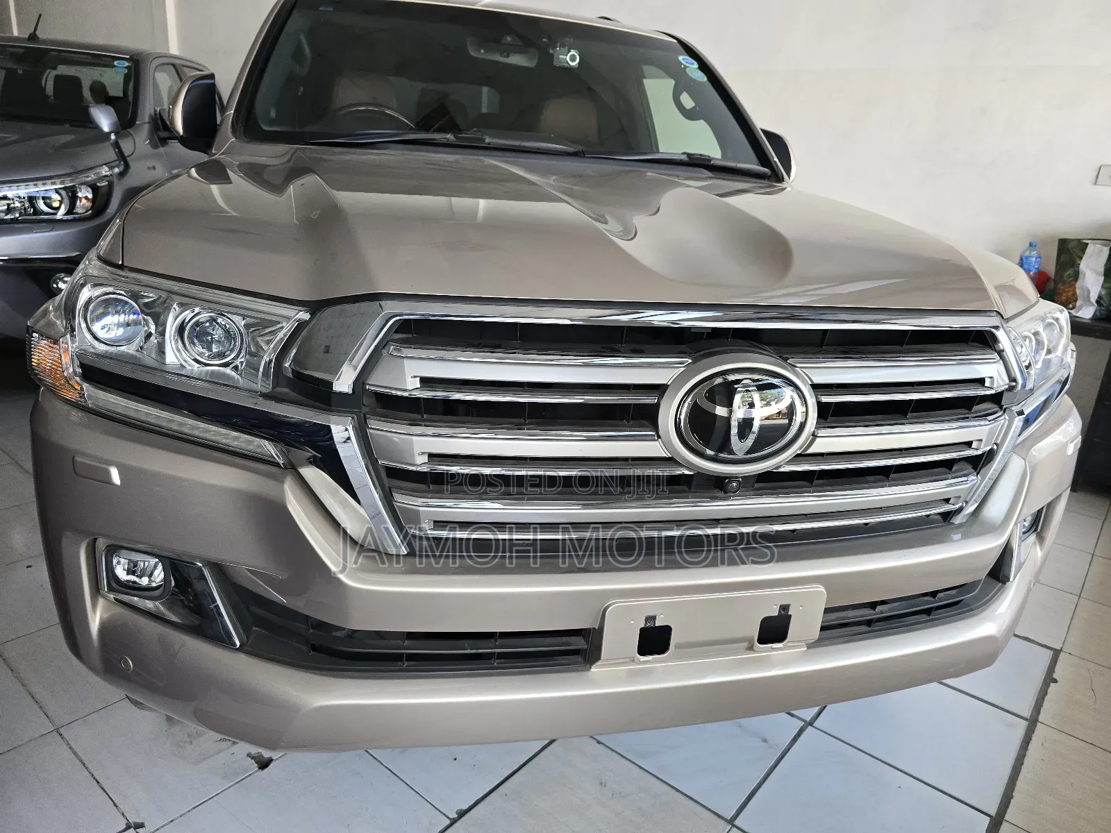 Toyota Land Cruiser 2018 Gold