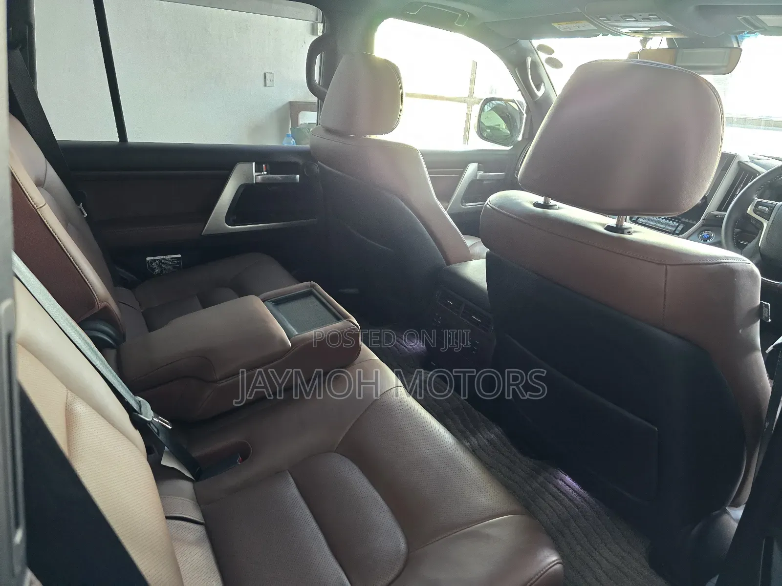 Toyota Land Cruiser 2018 Gold