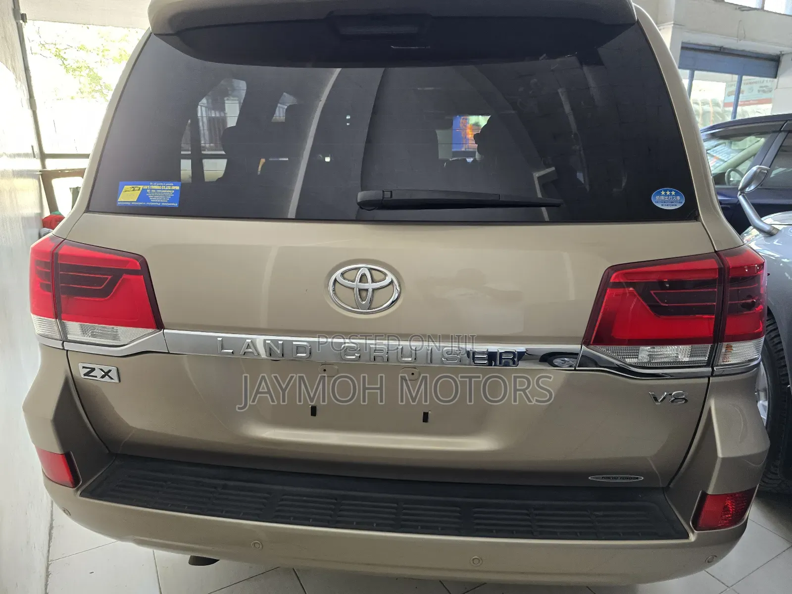 Toyota Land Cruiser 2018 Gold