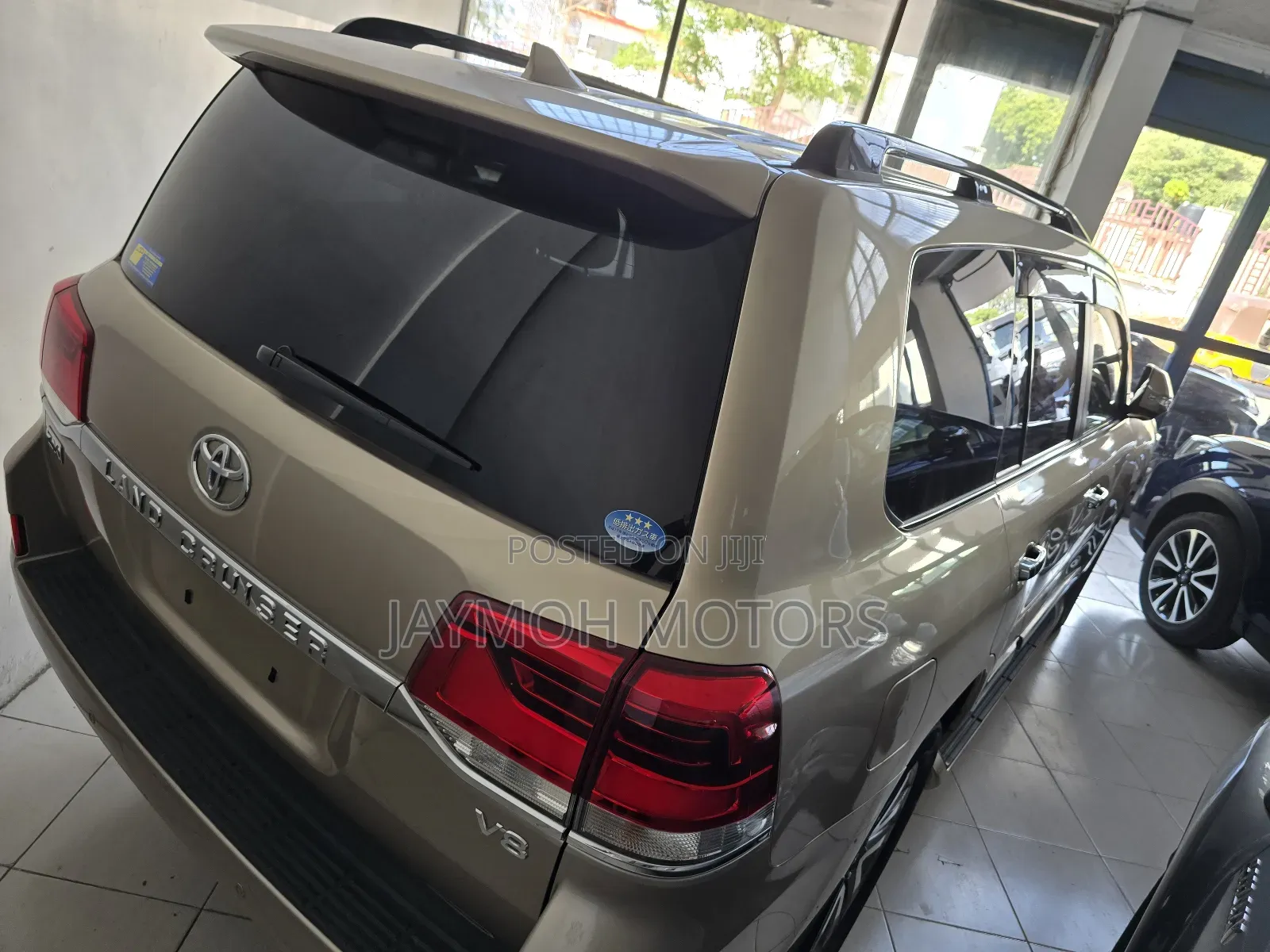 Toyota Land Cruiser 2018 Gold