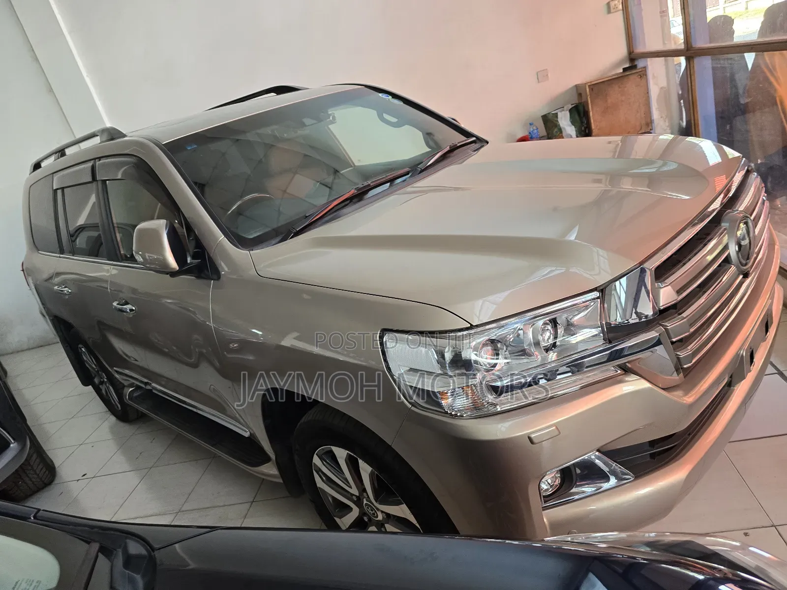 Toyota Land Cruiser 2018 Gold