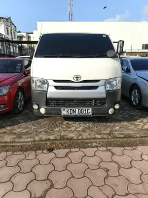 Toyota Lite-Ace 2016 Pink
