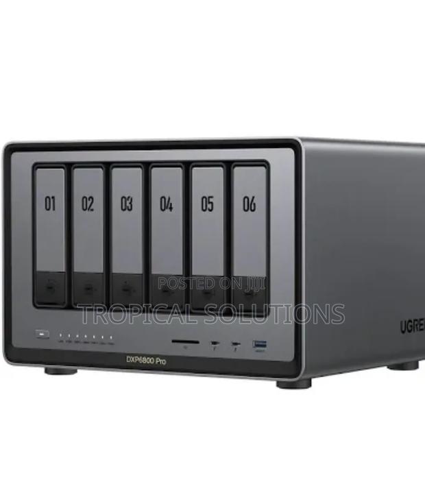 Ugreen Nasync Dxp6800 Pro 6-Bay Network Attached Storage Cm720 - main view