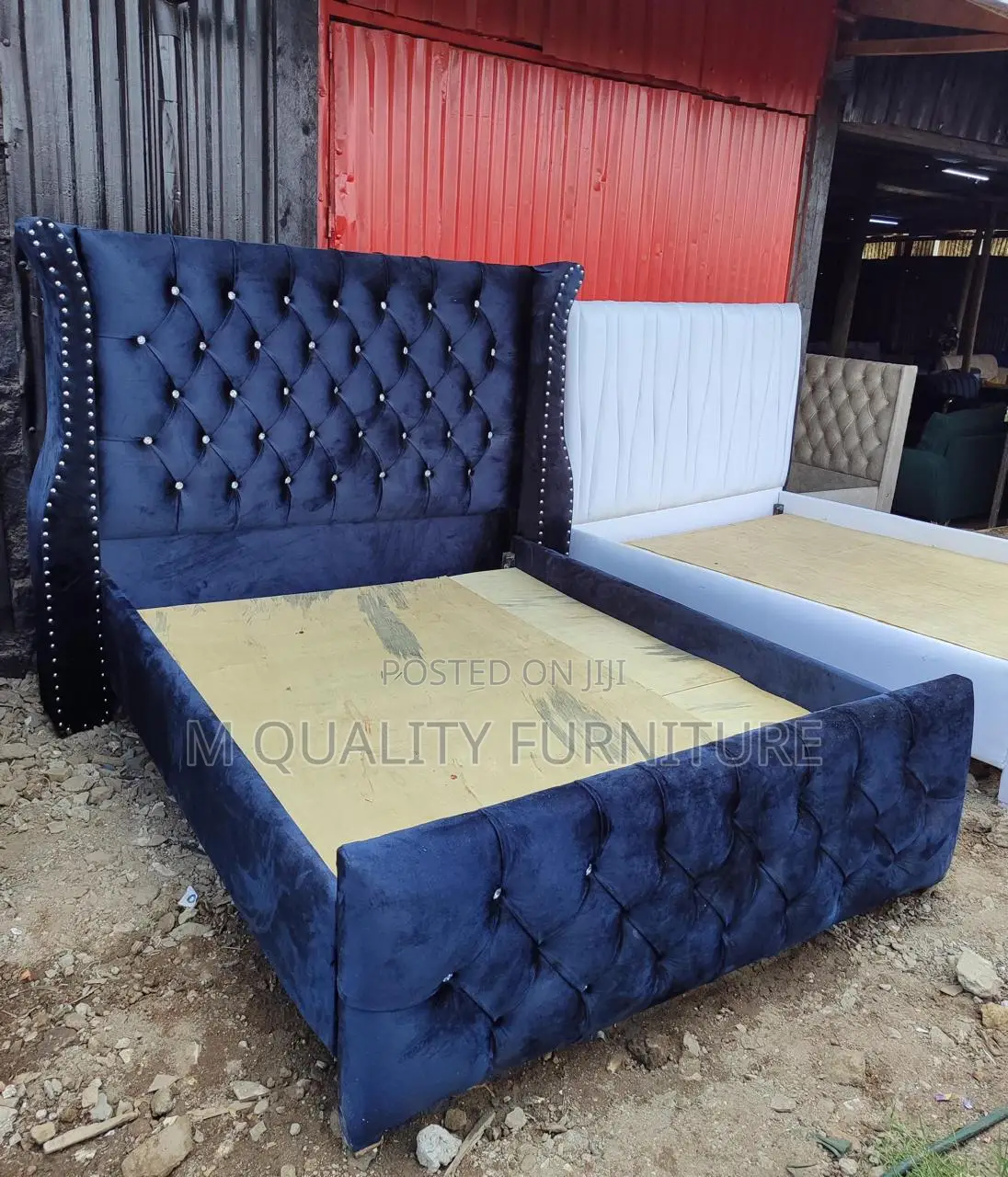 Tufted Headboard Modern Bed