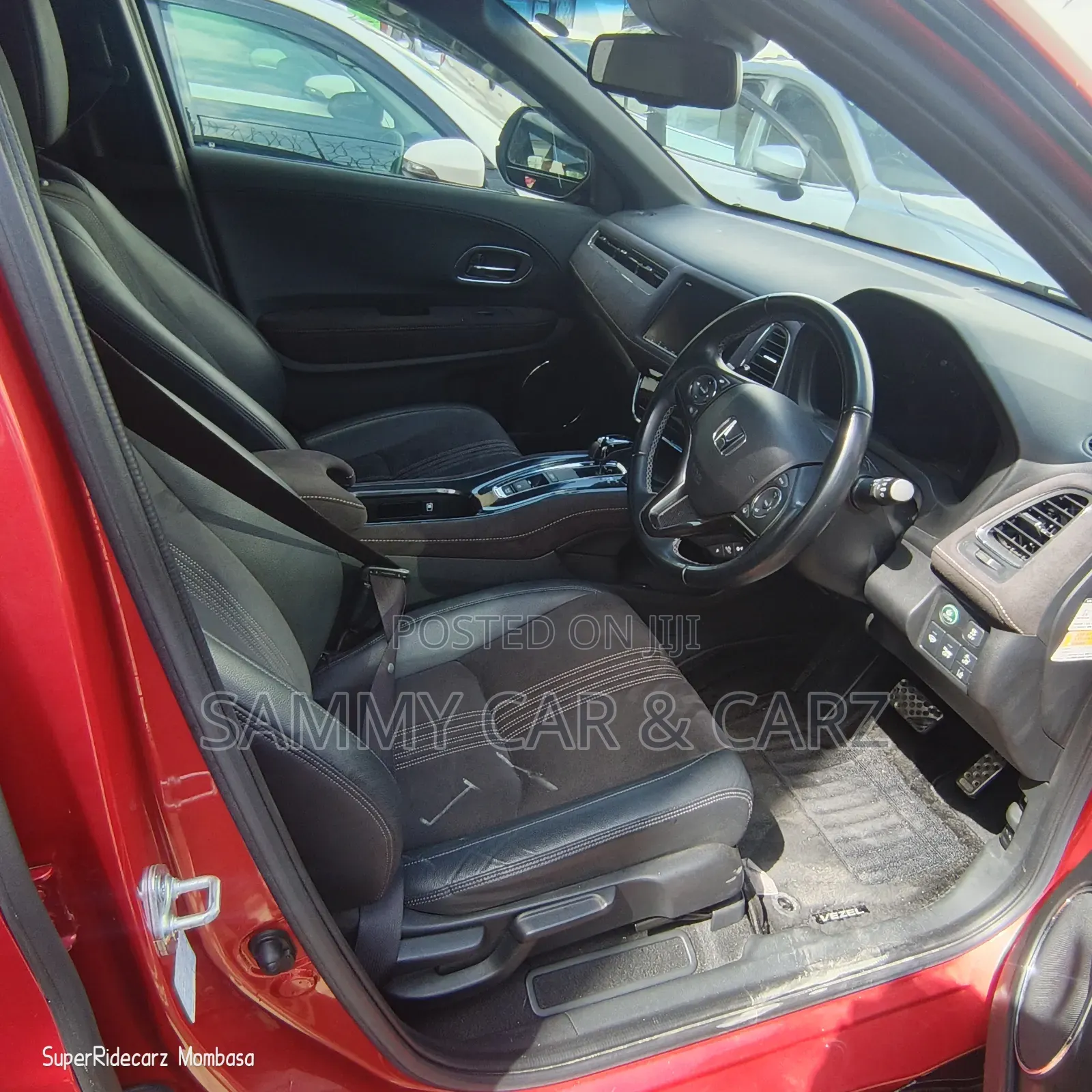 Honda Vezel 1.5 Hybrid 2WD 2018 Maroon