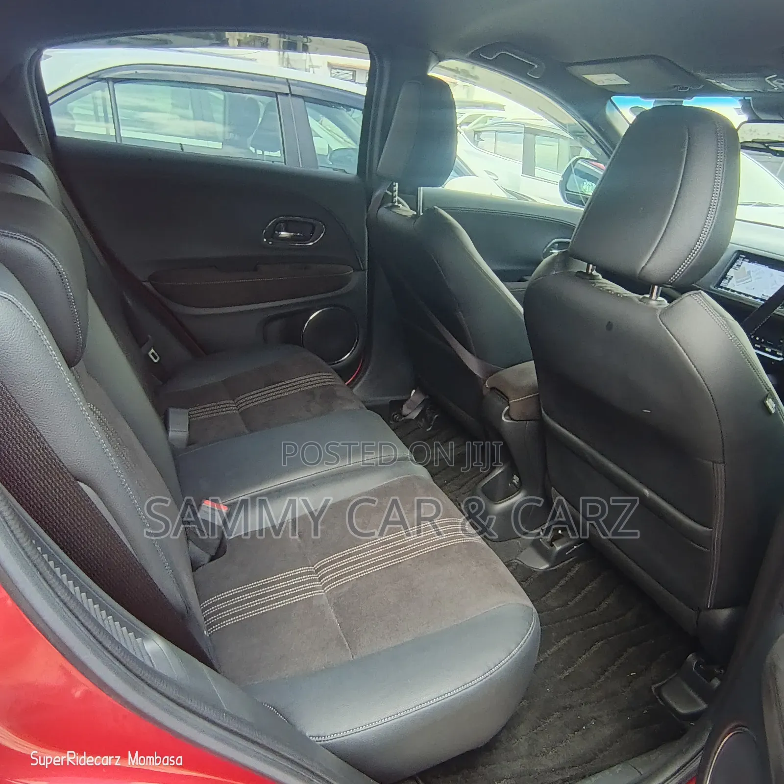 Honda Vezel 1.5 Hybrid 2WD 2018 Maroon
