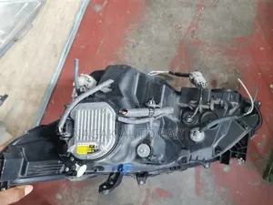 Crown 2013-2015 Headlight