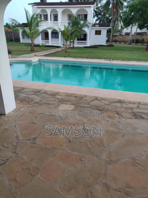 4bdrm Villa in Mombasa,  Shanzu for sale