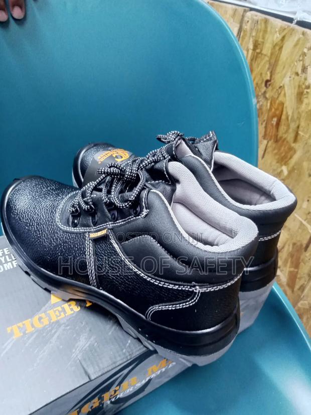 Safety Shoes - thumbnail 2