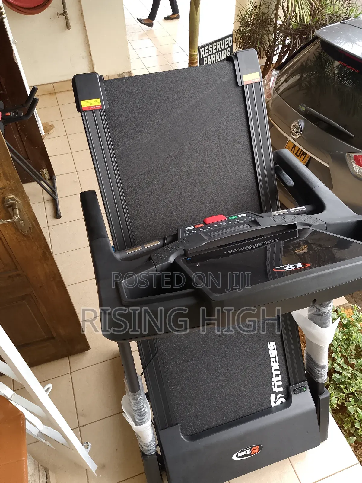 Ls Fitness Gym Machine – 22km/H Treadmill