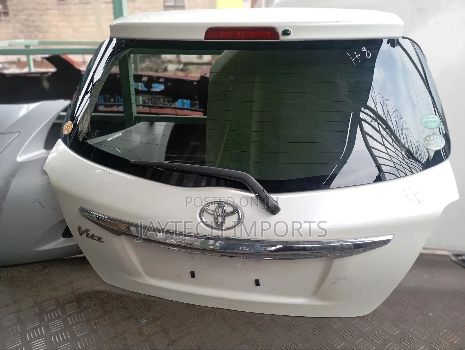 Vitz Juwella Boot