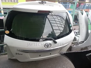 Vitz Juwella Boot