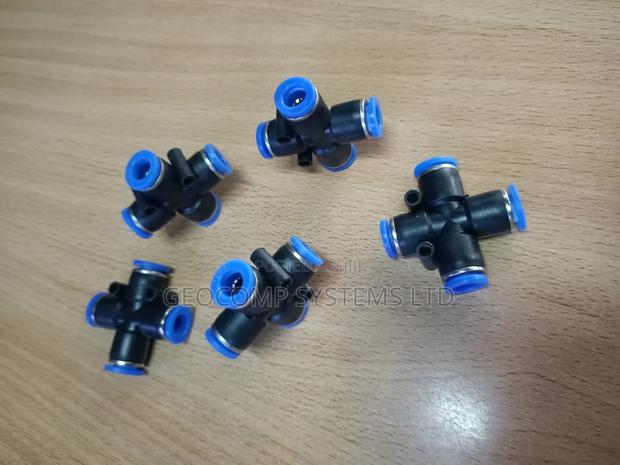 Pneumatic Cross Tee 8mm - main view