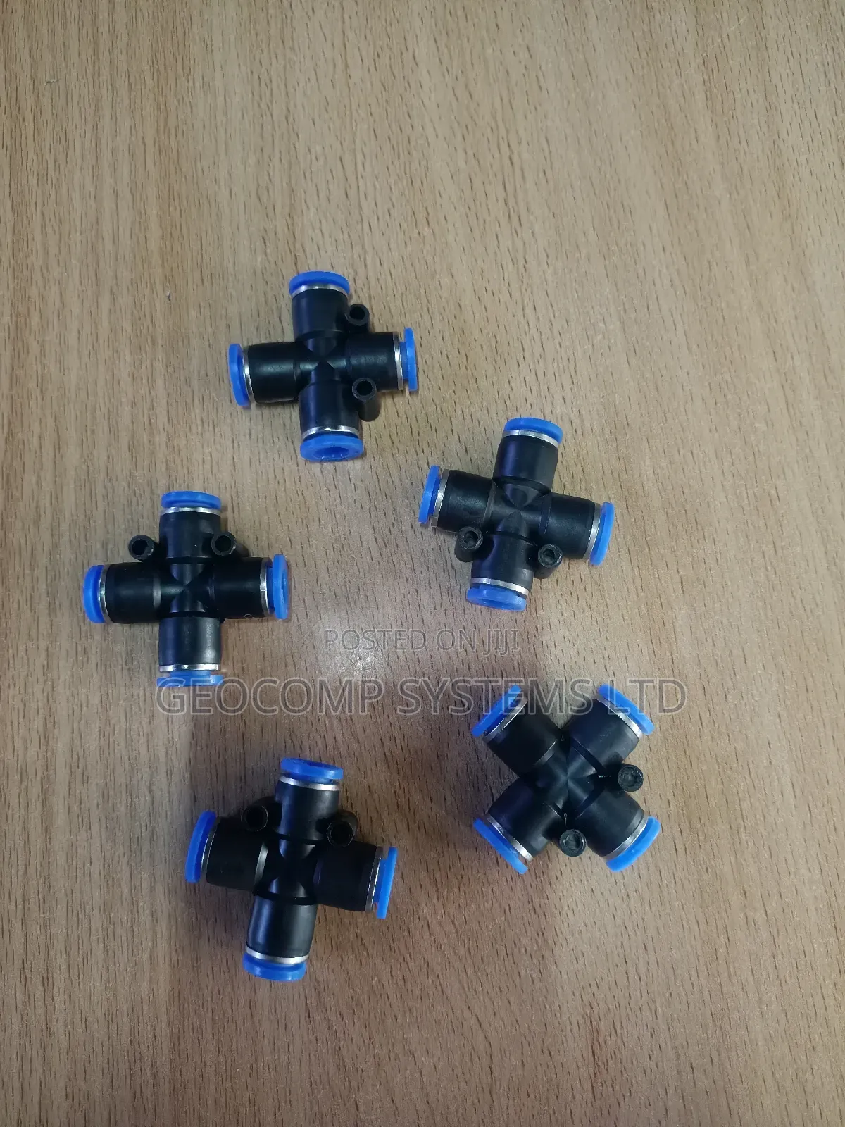 Pneumatic Cross Tee 8mm
