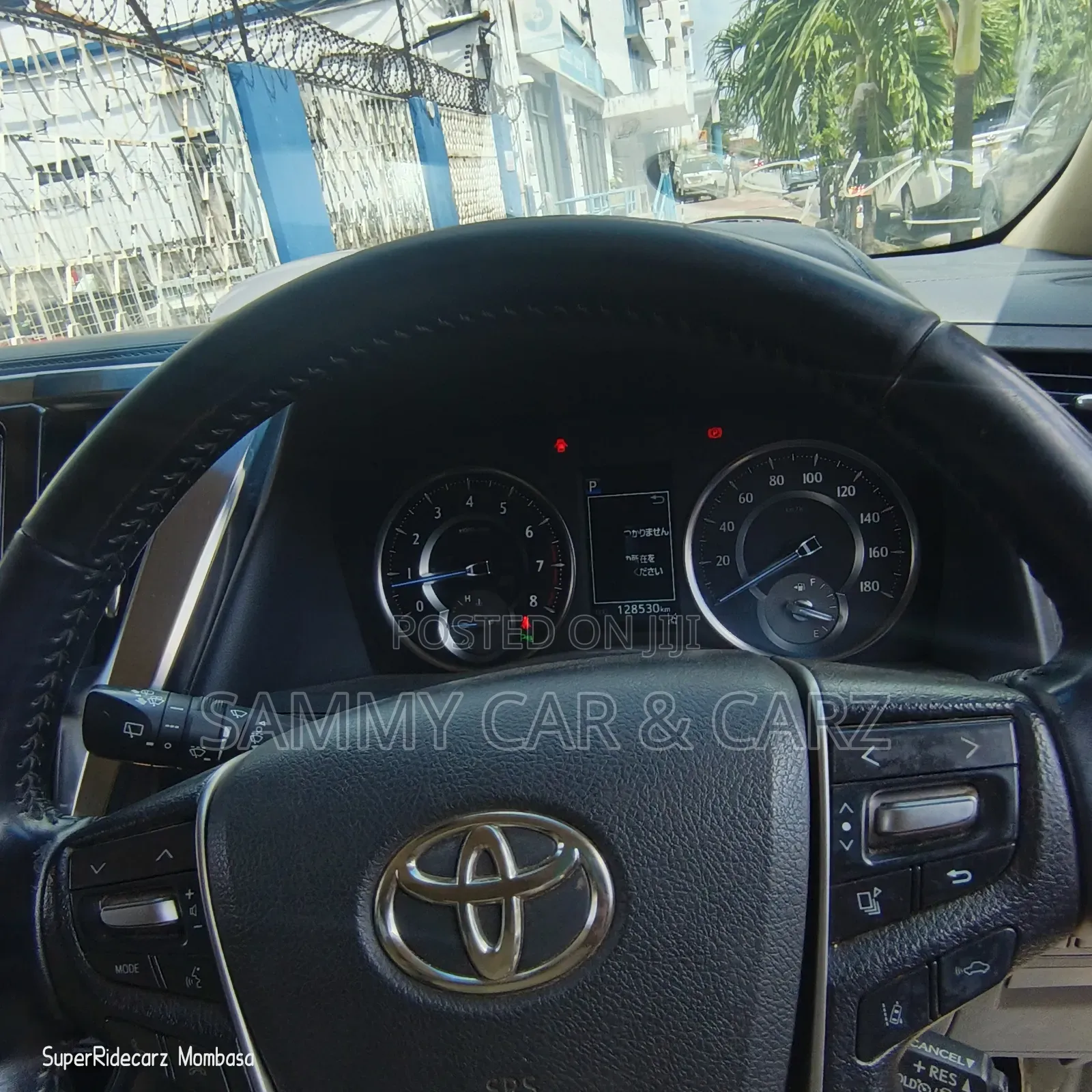 Toyota Alphard 2018 Gold