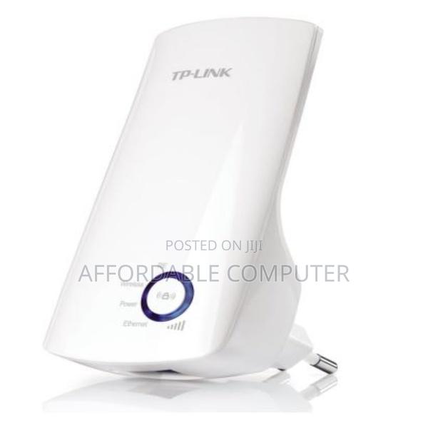 Tp-Link Wi-Fi 300mbps Range Extender Tl-Wa850re - main view