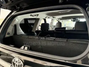 Toyota Land Cruiser Prado 2.8 2020 Black