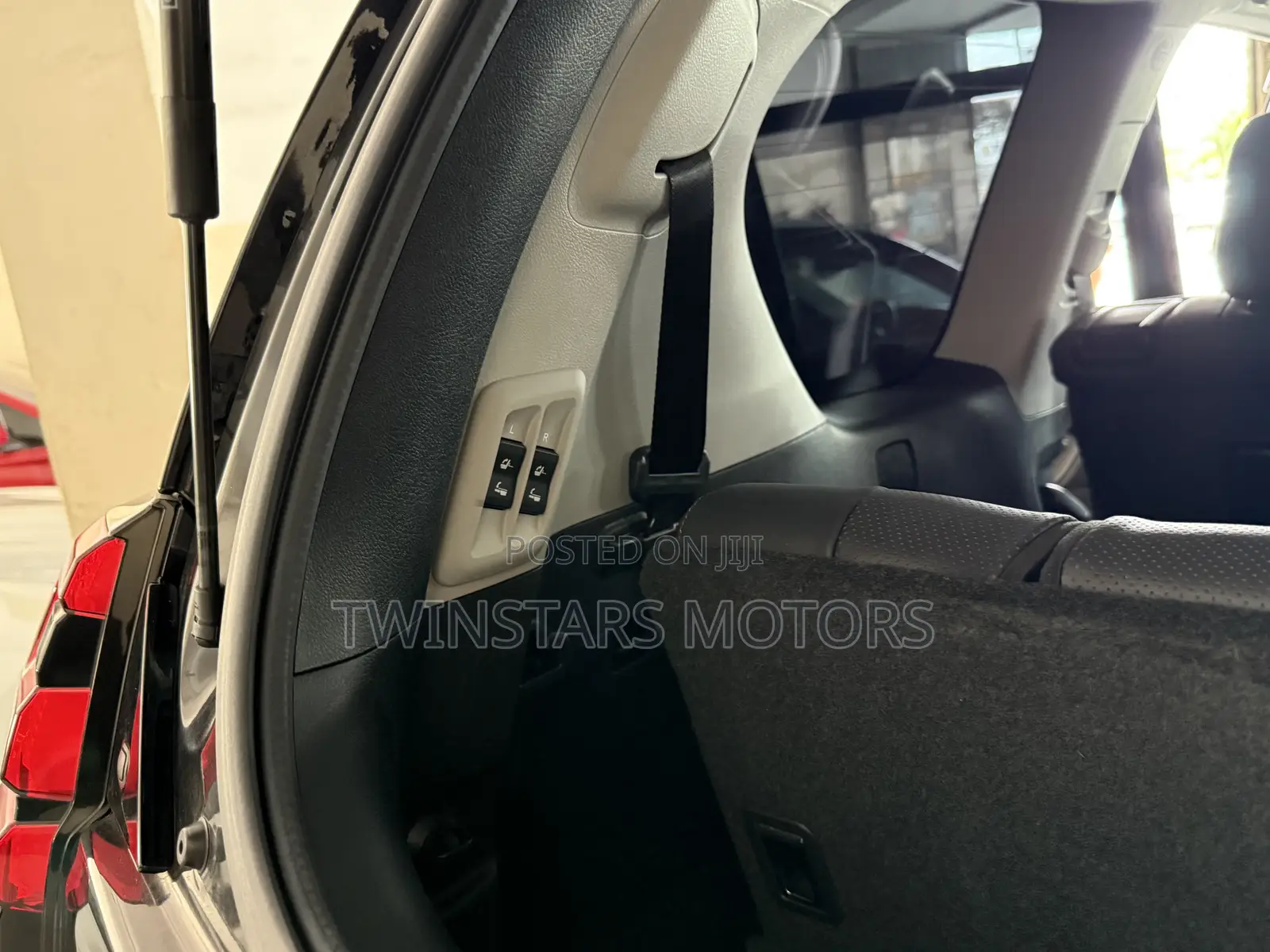 Toyota Land Cruiser Prado 2.8 2020 Black