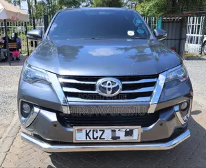 Toyota Fortuner 2019 Beige