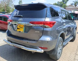 Toyota Fortuner 2019 Beige