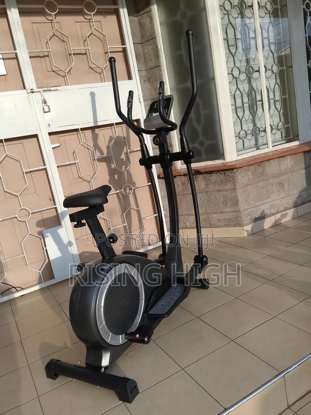 Elliptical Cross Trainer – Burn Calories Fast