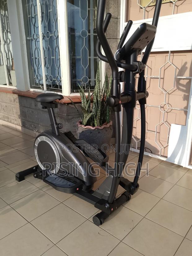 Cross Trainer – Quiet Belt Drive System